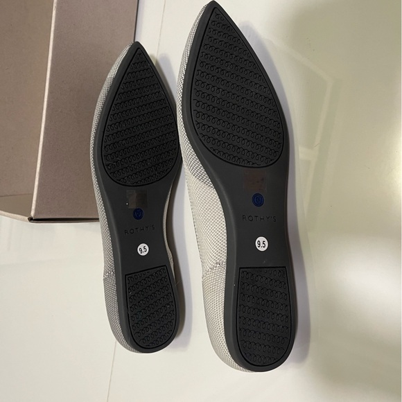 NWT Rothy’s size 9.5, The Point in Gull Gray - Picture 3 of 7